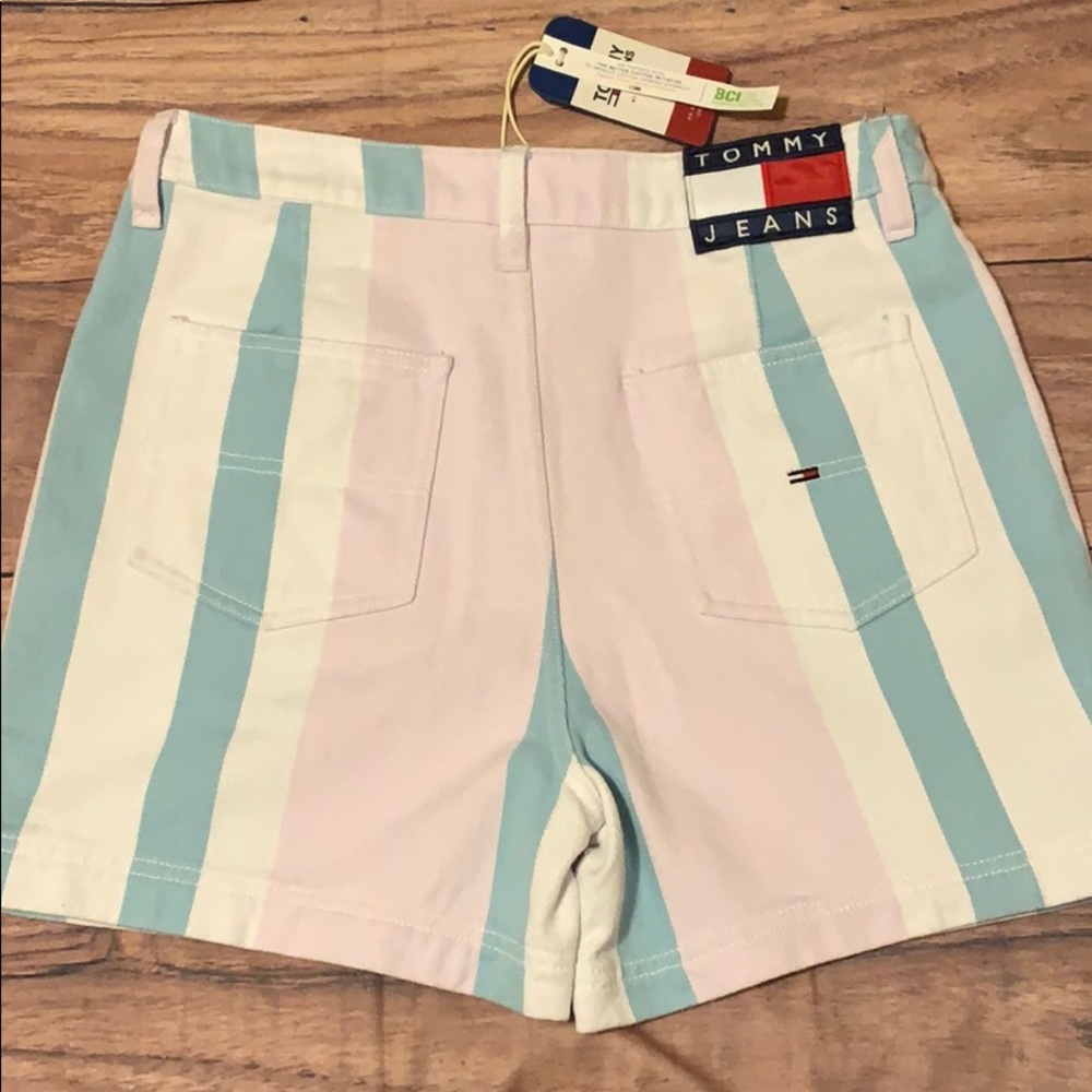 Last Pair! NWT Tommy Jeans Pastel Stripe 80s short - Picture 8 of 8